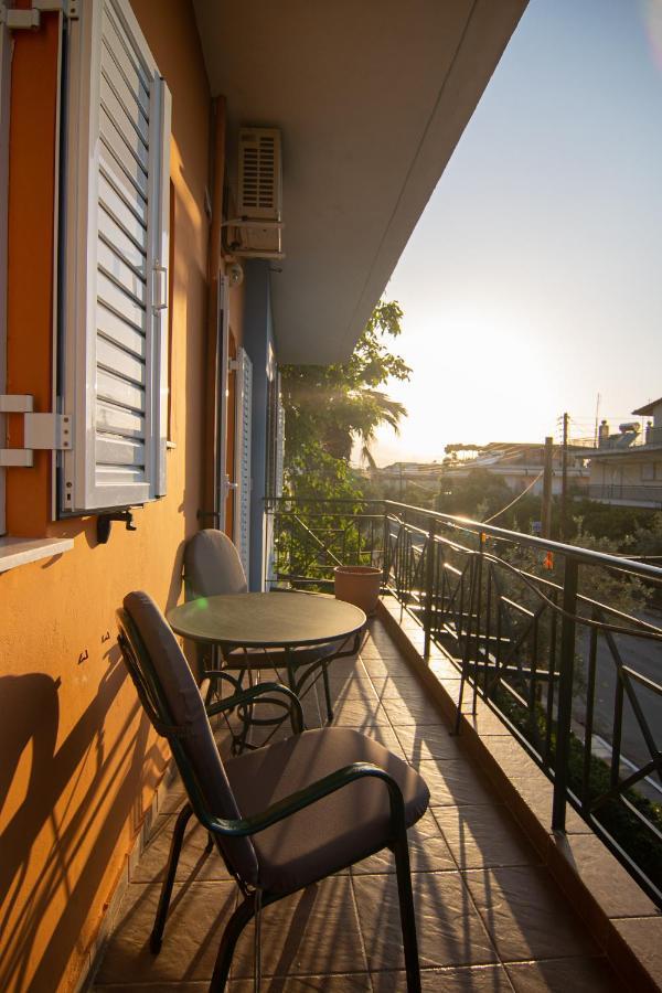 كامينا فورلا Tsertos Apartments المظهر الخارجي الصورة